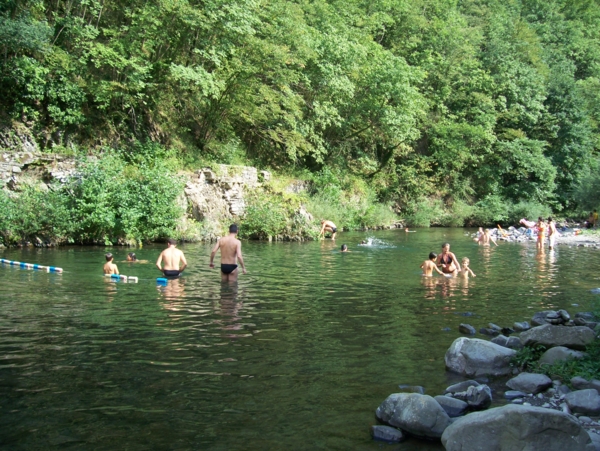  Image name: Parco29.jpg 
 width: 600 pixel 
 height: 451 pixel 
 Size: 318848 bytes 
 Click to enlarge 